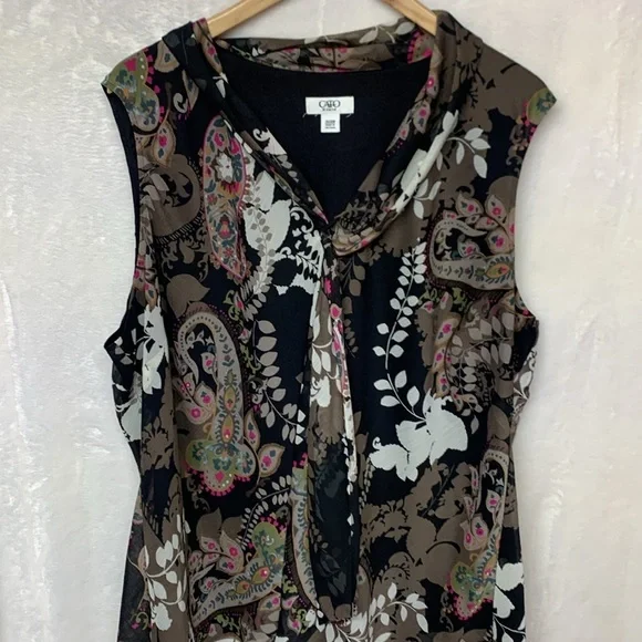 Cato Floral Sleeveless Blouse Women’s Plus 26W - Picture 2 of 8